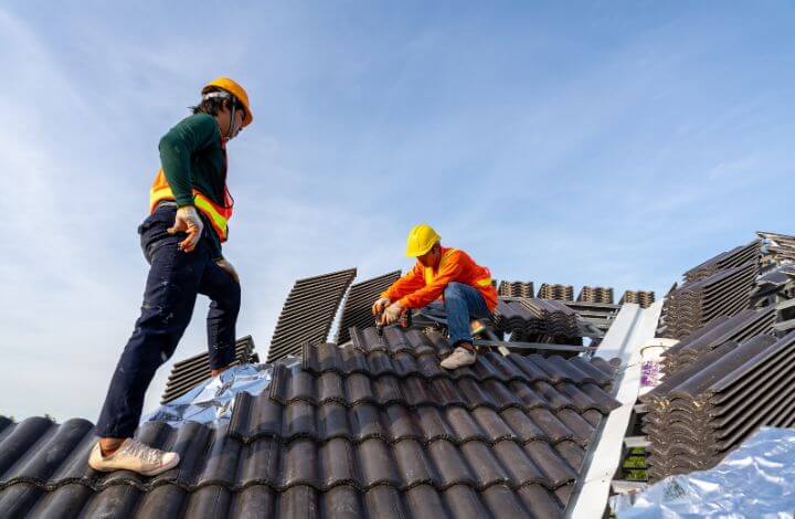 Outdoor Makeover Roofing: Roofers In Atlanta